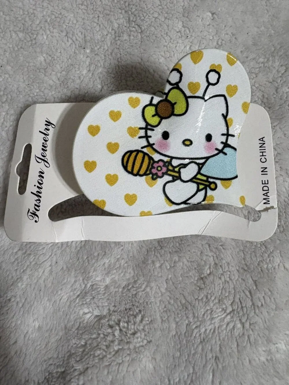 NWT New Hello Kitty Spring Bee Heart-shaped Hair Claw Clip Accessory